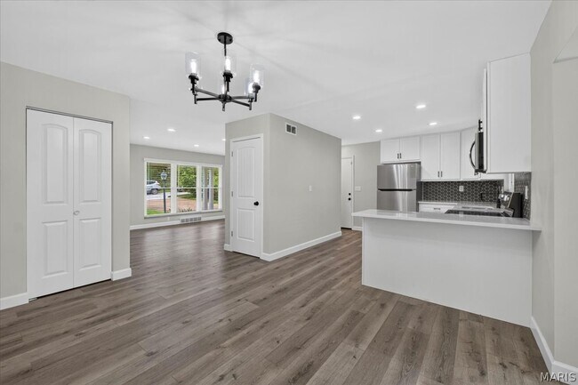 Building Photo - 328 Danworth Ct