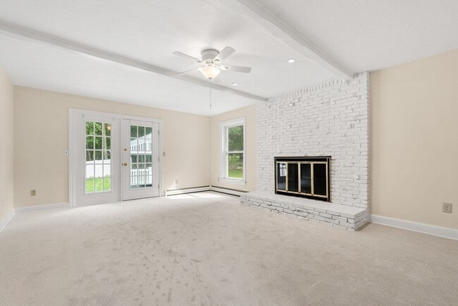 Building Photo - 10 Sumac Cir