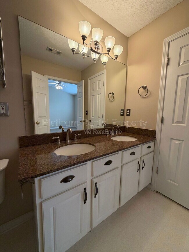 Building Photo - 5544 Reps Trce