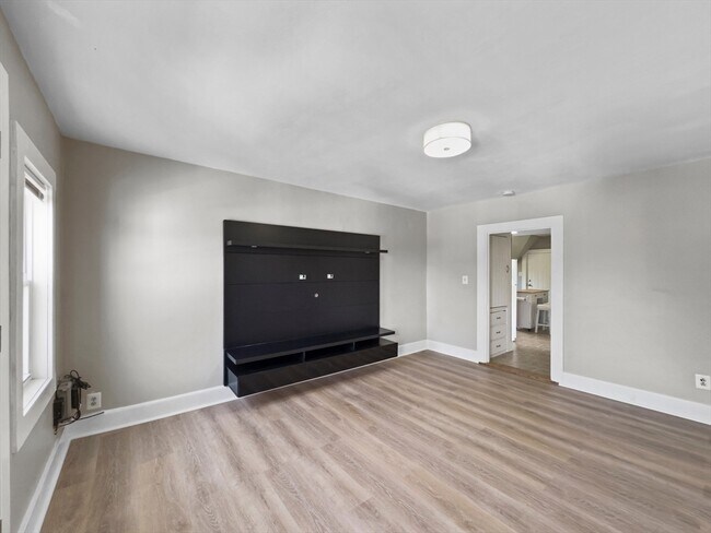Building Photo - 1 Lindner Ct