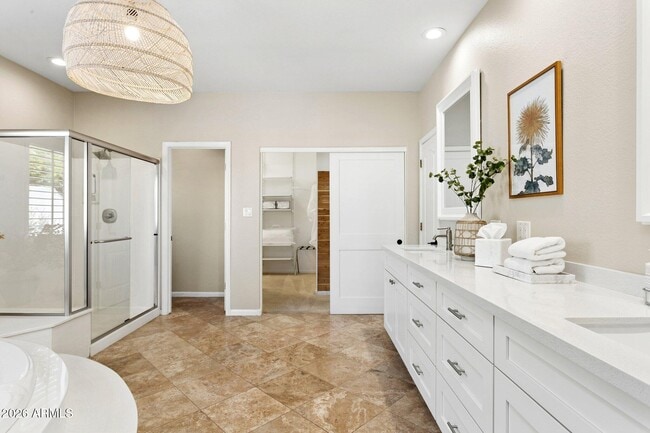 Building Photo - 7518 E Bent Tree Dr