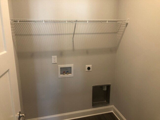 Building Photo - Newer construction 2 Bedroom 2 Bath home ready for you in Powell!