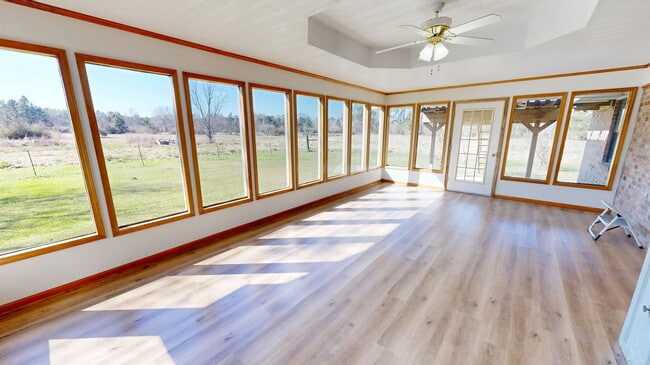 Building Photo - 497 High Hope Rd