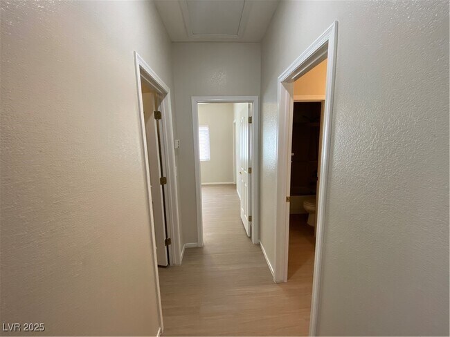 Building Photo - 2754 Grande Valley Dr