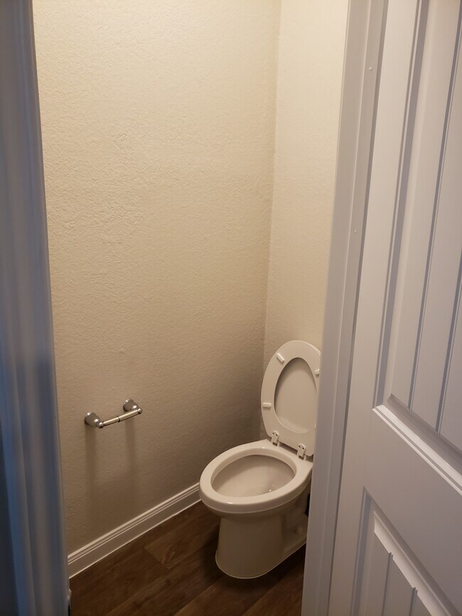 Building Photo - 118 Lullaby Dr