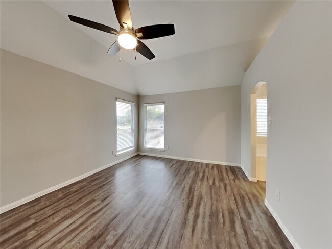 Building Photo - 18007 Oakloch Ct