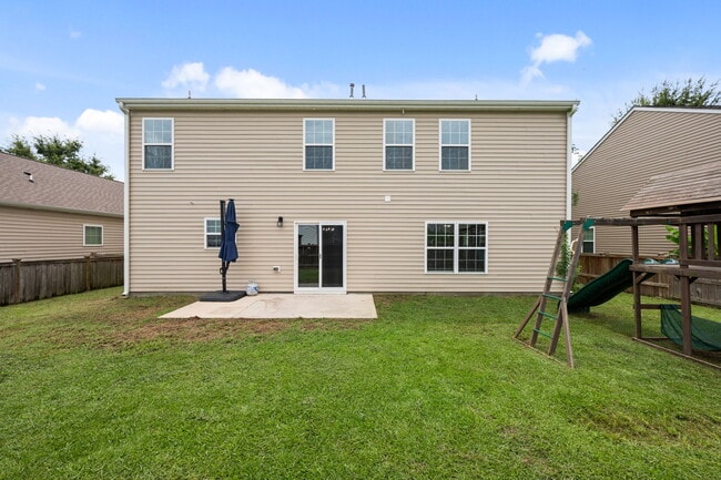 Building Photo - 305 Frida Rd