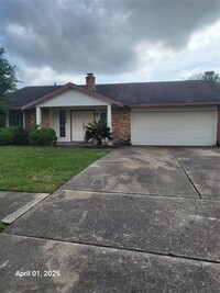 Building Photo - 2426 Doverglen Dr