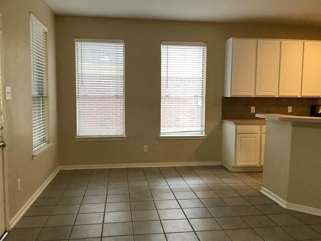 Building Photo - 14502 Heron Marsh Dr