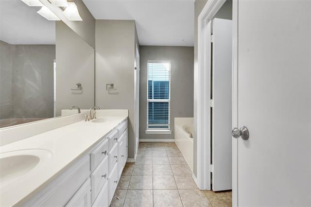 Building Photo - 4827 Ashworth Ct