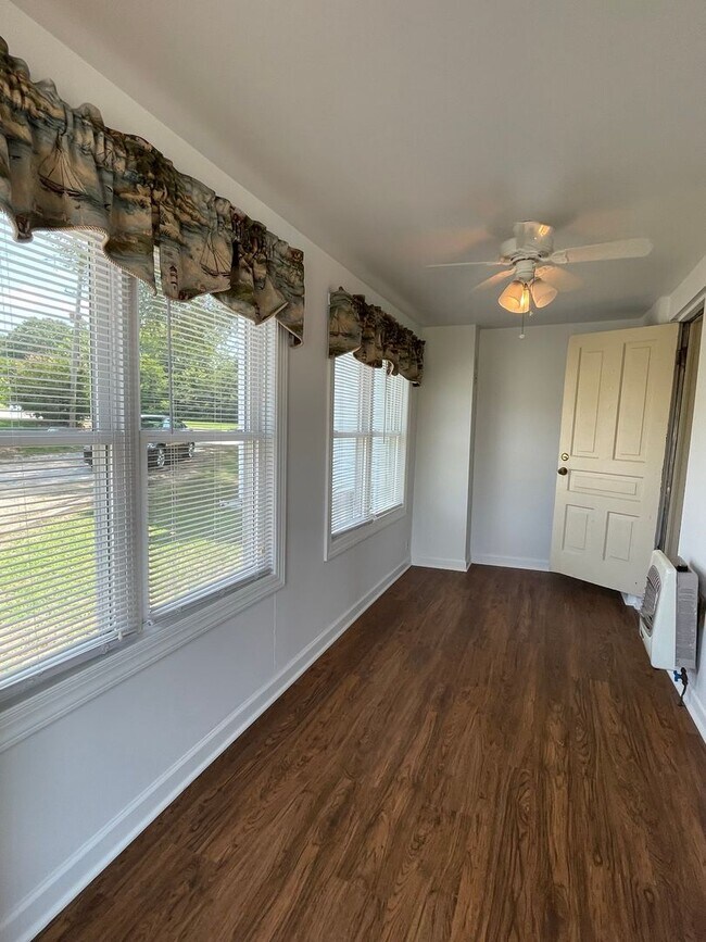 Building Photo - Lawrenceville Home with Lots of Charm and Space