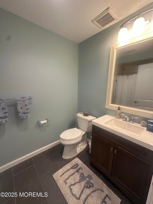 Building Photo - 177 Main St