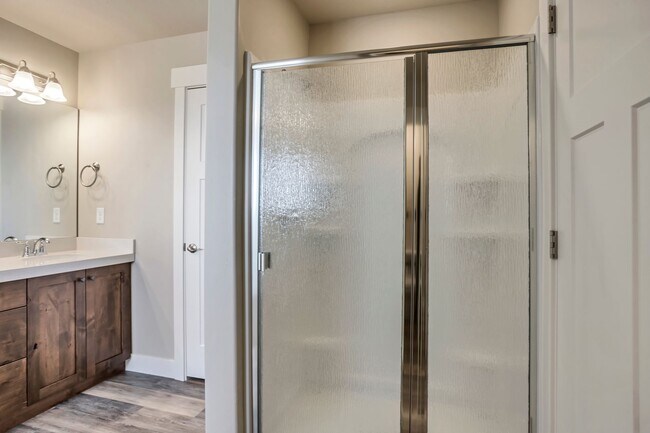 Building Photo - Lovely 3 Bed Town Home - Provo's Slate Canyon