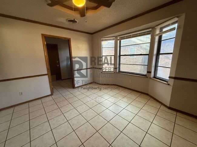 Building Photo - 7700 Cervin Dr