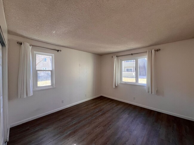 Building Photo - Cute 1 bedroom Reno apartment!