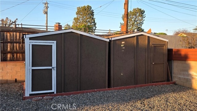 Building Photo - 1917 E Idahome St