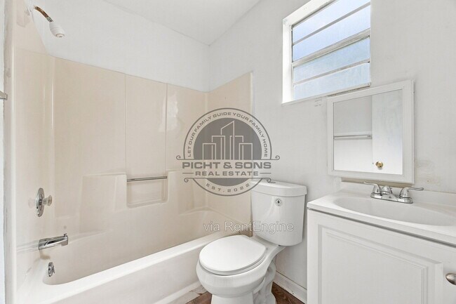 Building Photo - 1505 Joe Louis St
