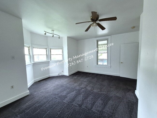 Building Photo - 1317 6th Ave
