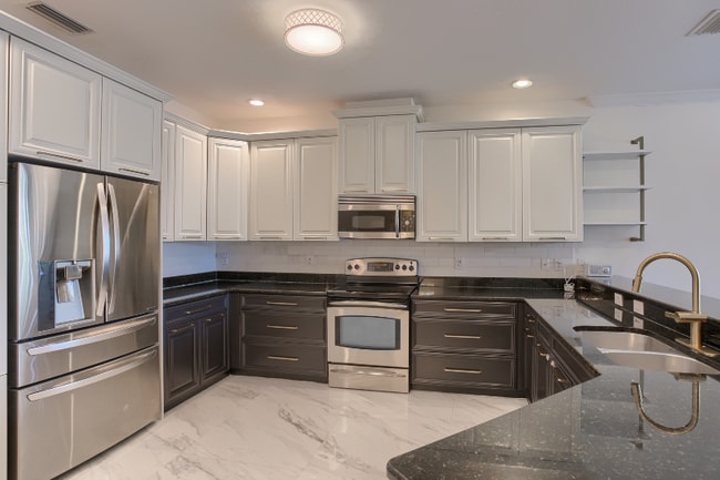 Building Photo - 4625 Overlook Dr NE