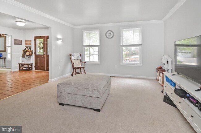 Building Photo - 6303 Gabriel St