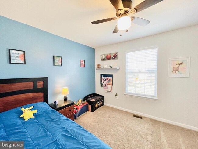 Building Photo - 73 Wellspring Dr