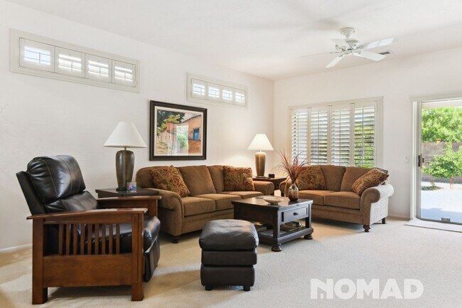 Building Photo - Charming 2BR House in Surprise