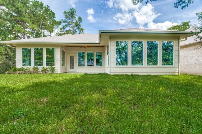 Building Photo - 144 Monterrey Rd W