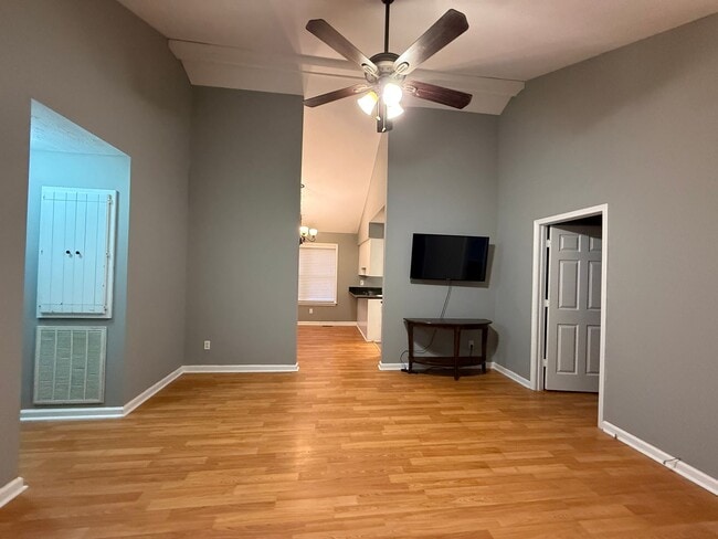 Building Photo - Charming 3-Bedroom Home with Large Lot