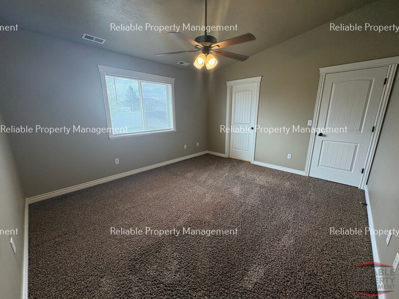 Building Photo - 1213 Cornerstone Dr