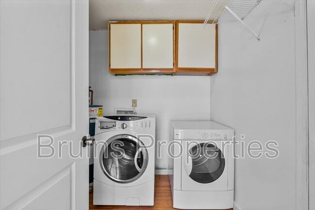 Building Photo - 5521 Hornaday Rd