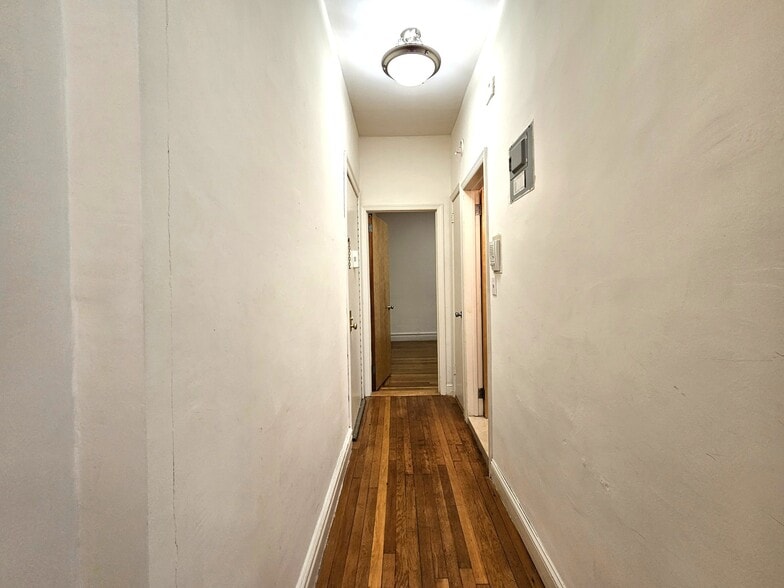 Building Photo - 664 W 163rd St