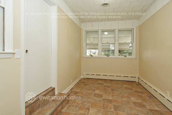 Building Photo - 1407 Highland Ave