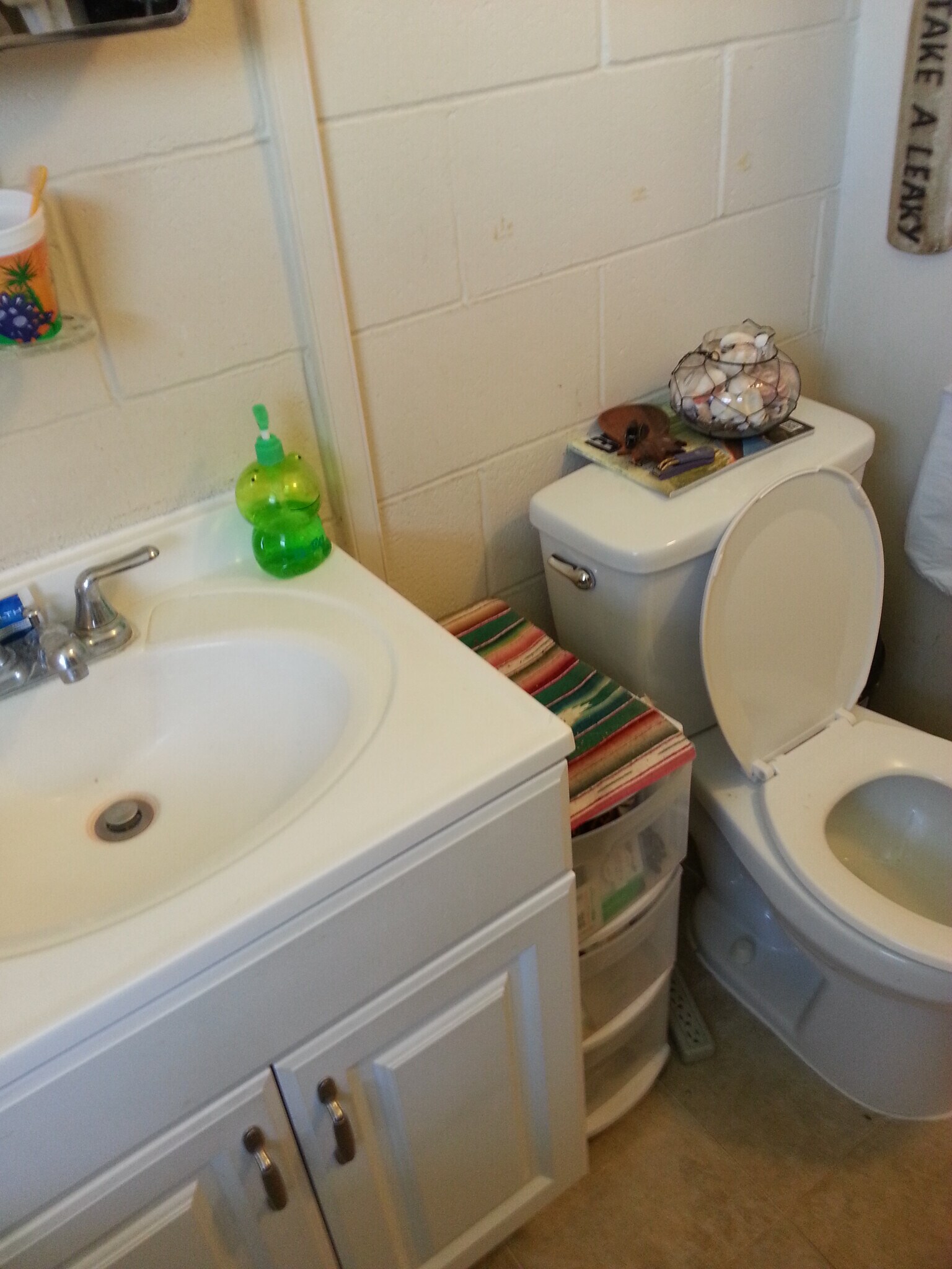 Building Photo - 1329 Kaihee St