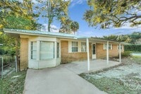 Building Photo - 401 Barnhill Dr