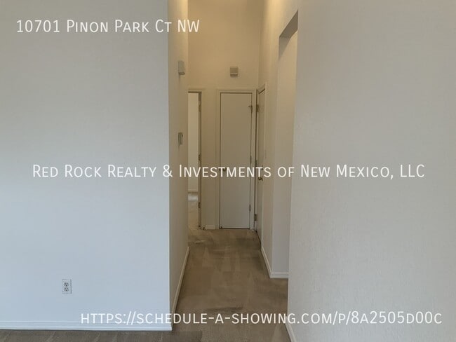 Building Photo - 10701 Pinon Park Ct