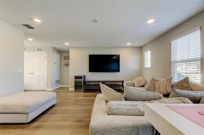 Building Photo - 9542 Seagrass Port Pass