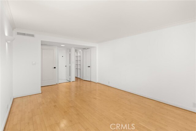 Building Photo - 10535 Wilshire Blvd