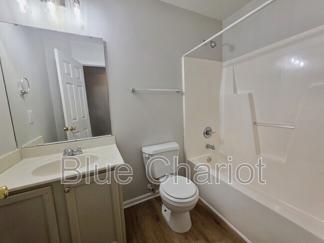 Building Photo - 1206 Granby St
