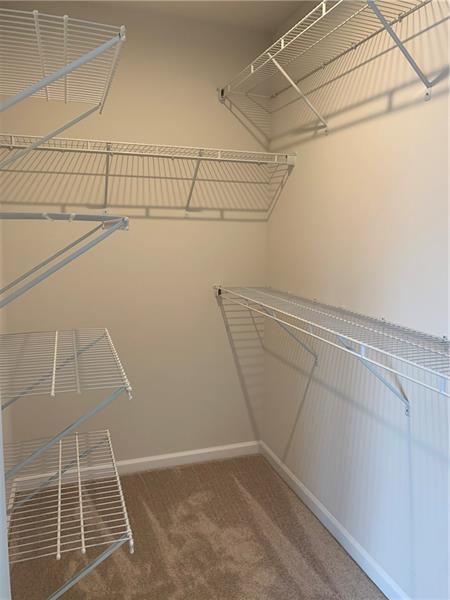 Building Photo - 2027 Cade Dr