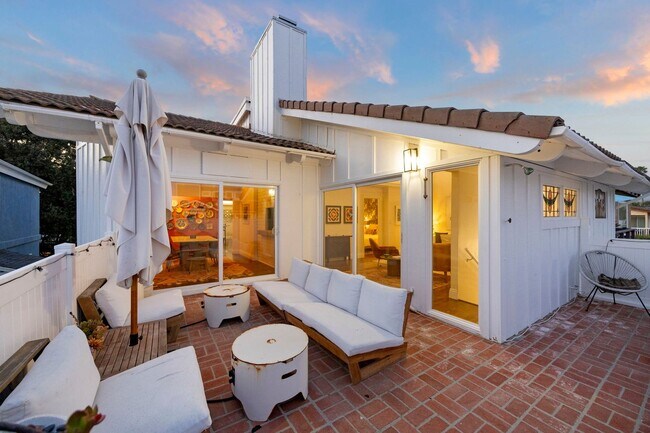 Building Photo - Ventura | Pierpont | 4 Bedroom + 3 Bathroom