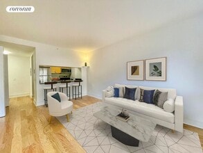 Building Photo - 323 W 96th St