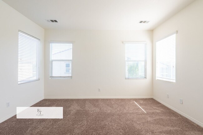 Building Photo - New Paint New Carpet Throughout! Gorgeous ...