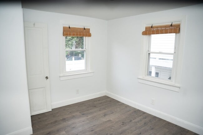 Building Photo - 513 Poplar St