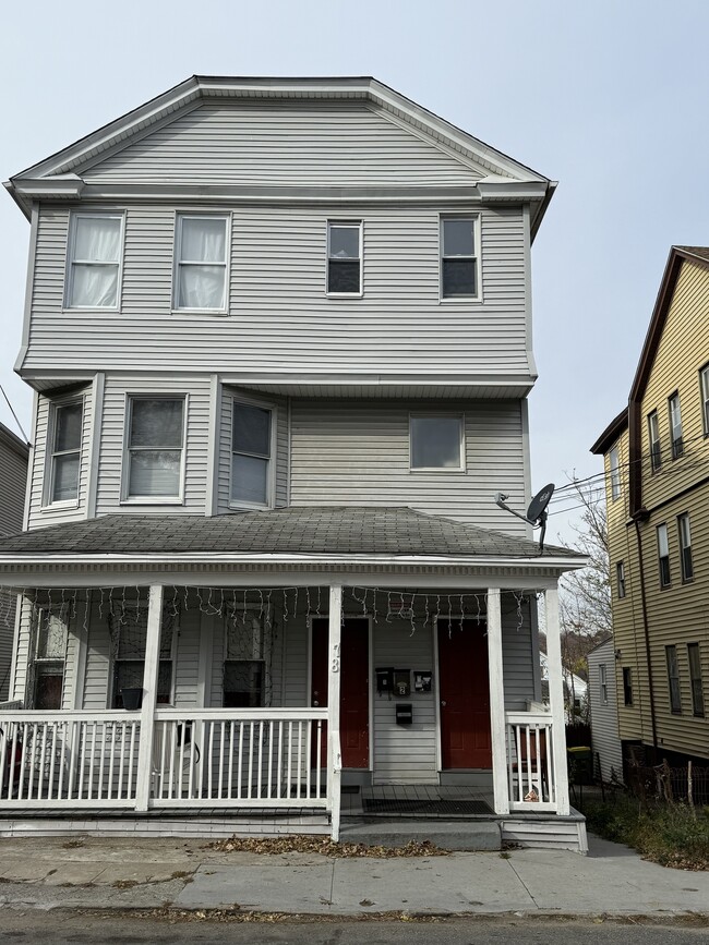 Primary Photo - 76 Lounsbury Ave