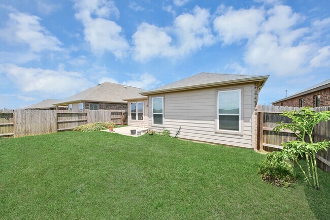 Building Photo - 1270 Glendora Dr