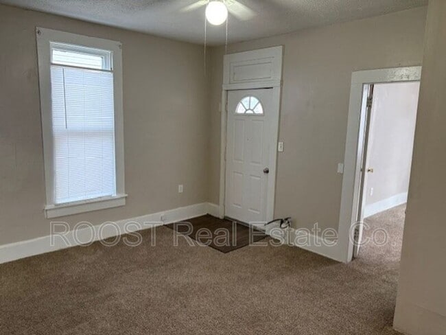 Building Photo - 15 Vernon Ave