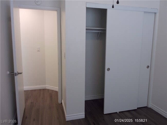 Building Photo - 7313 Saybrook Point Dr