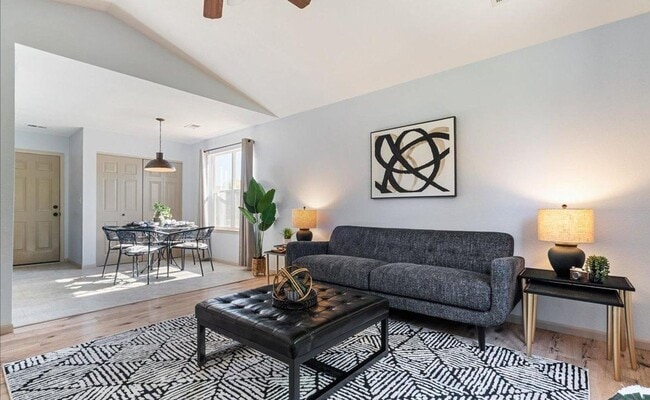 Building Photo - Beautiful 3 Bed/2 Bath Home in Fort Collins
