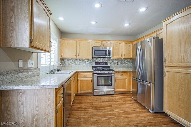 Building Photo - 10204 Waseca Ave