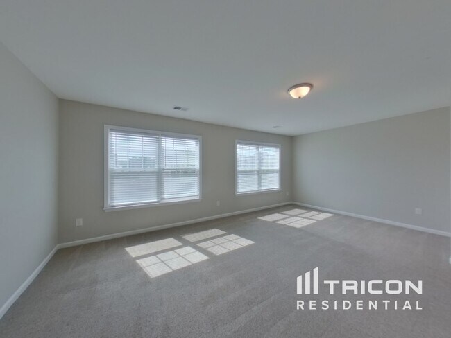 Building Photo - 108 Eventine Way